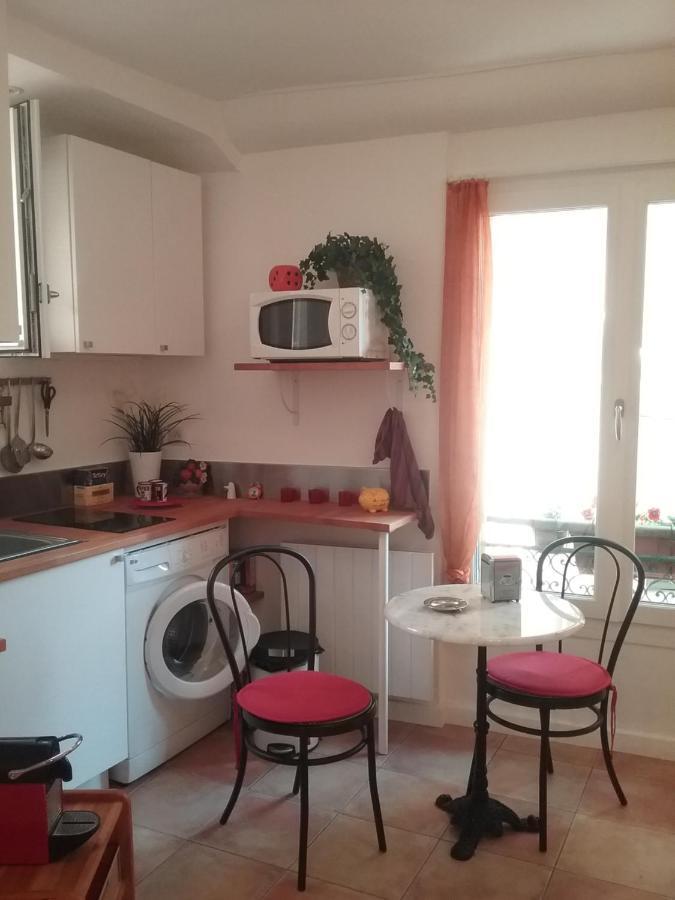 Apartment A 2 Pas Du Palais Cannes