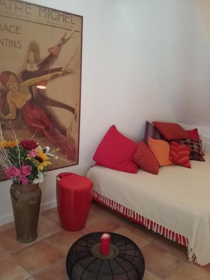 Apartment A 2 Pas Du Palais Cannes